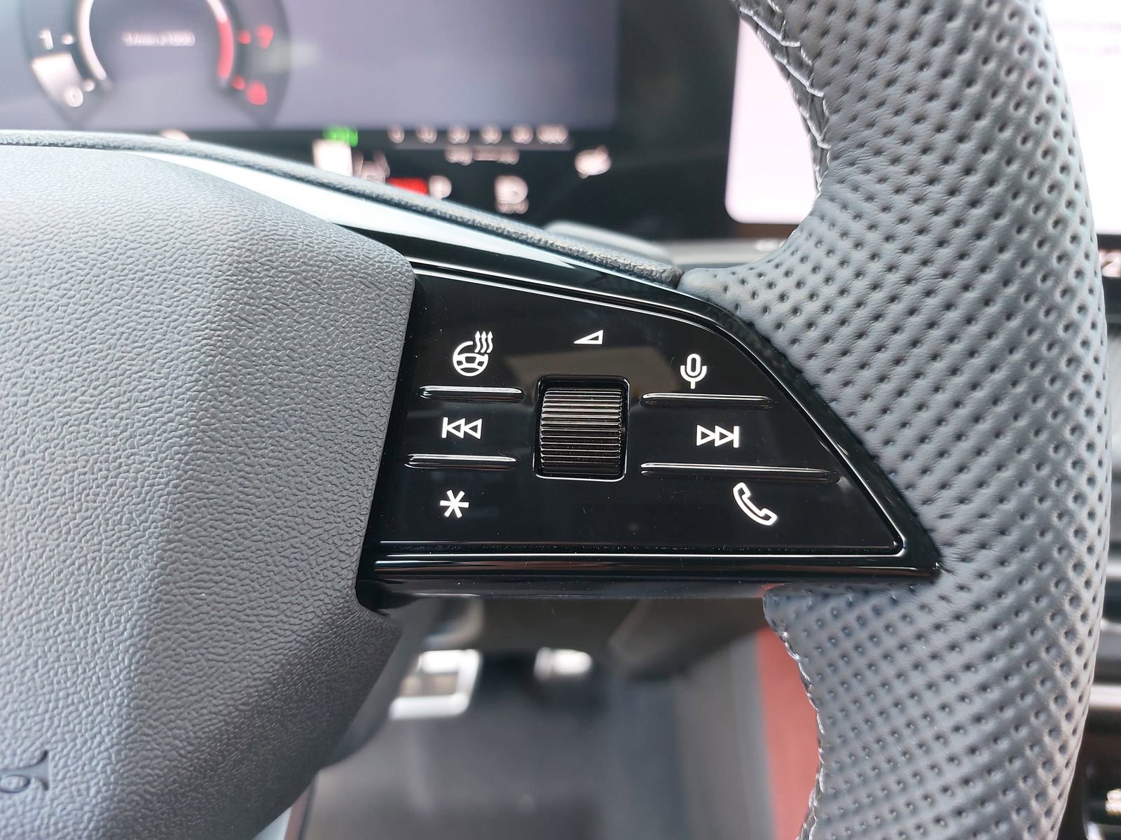 New 2026 Audi SQ5 Premium Plus AWD/4WD image 18