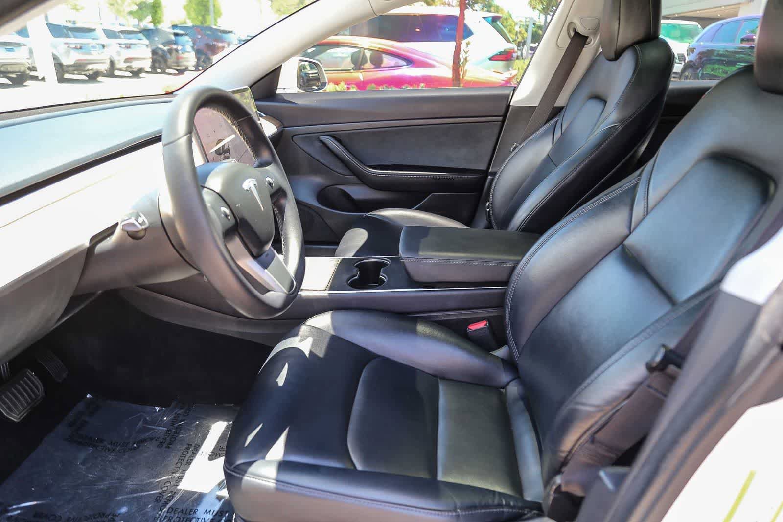 Used 2020 Tesla Model 3 Standard Range Plus RWD image 18