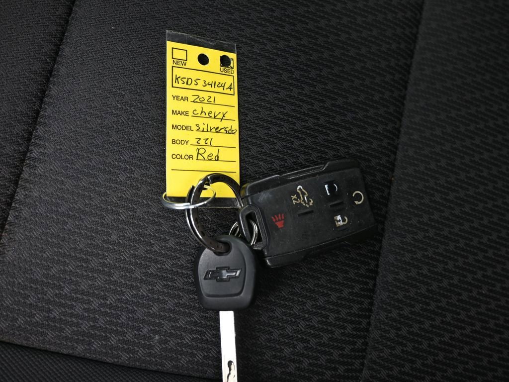 Used 2021 Chevrolet Silverado 1500 Custom Trail Boss image 16