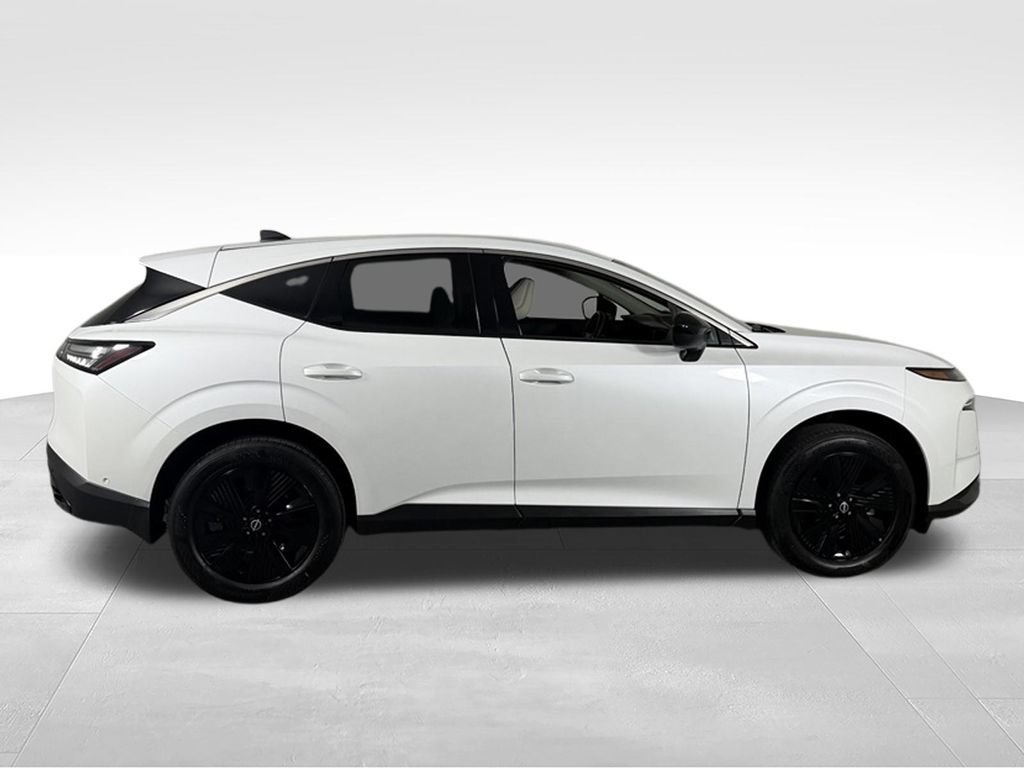 Used 2025 Nissan Murano SV AWD/4WD image 5