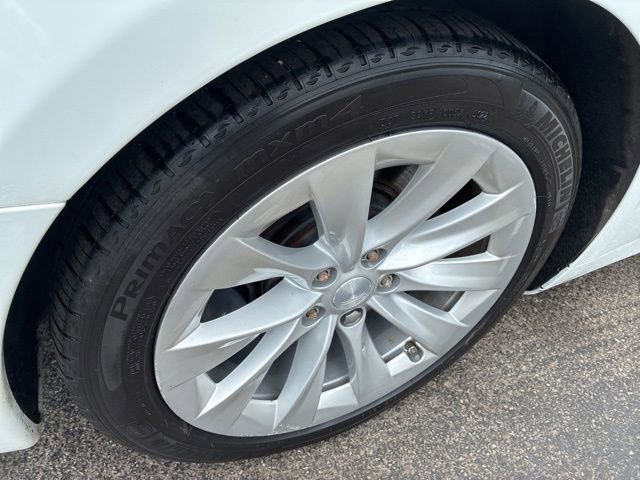 Used 2017 Tesla Model S 100D AWD/4WD image 33