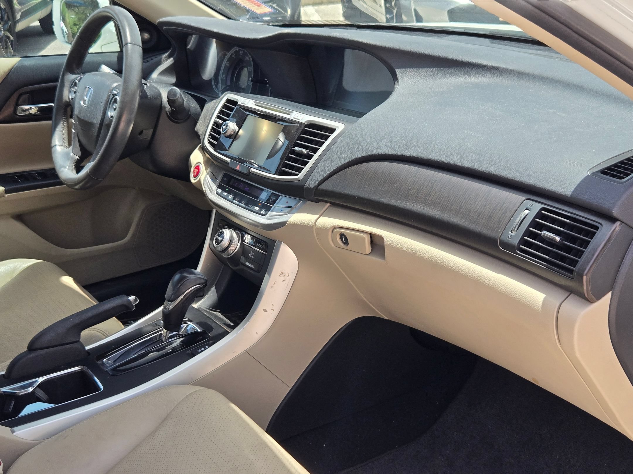 Used 2014 Honda Accord EX-L image 29