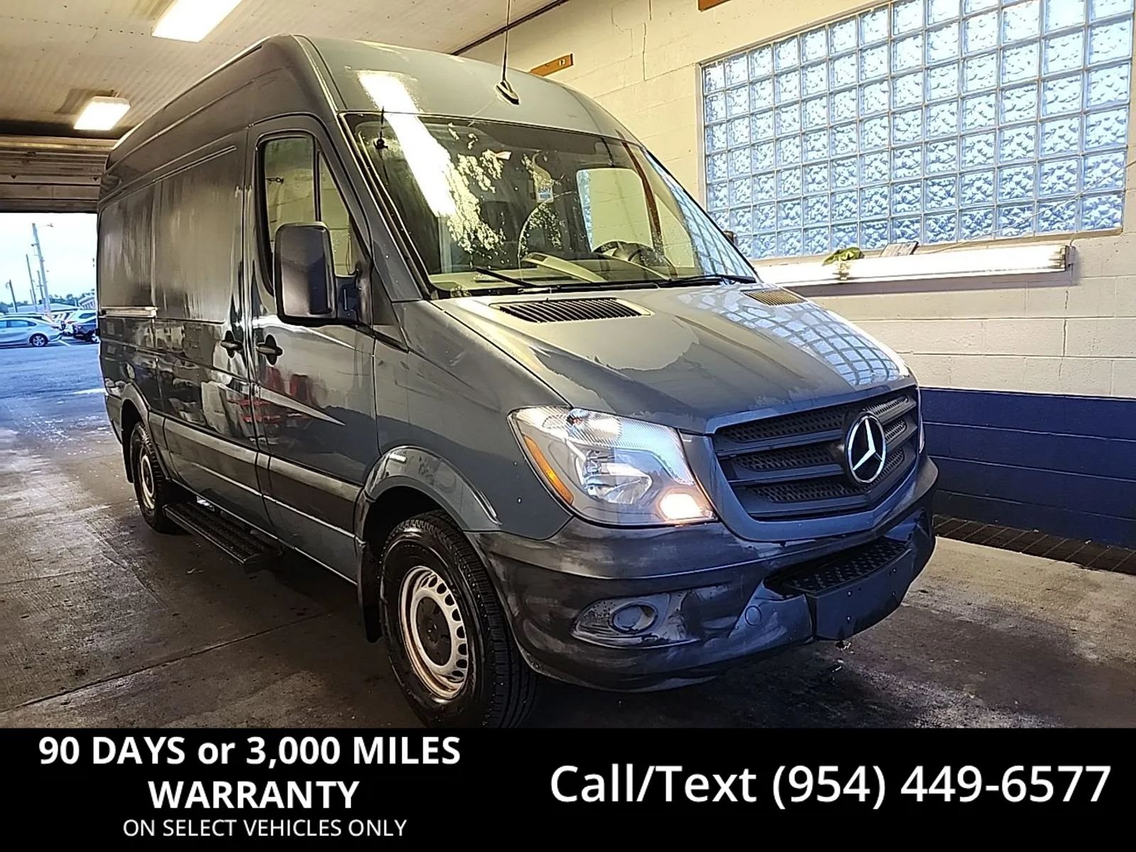 Used 2018 Mercedes-Benz Sprinter 2500 image 1
