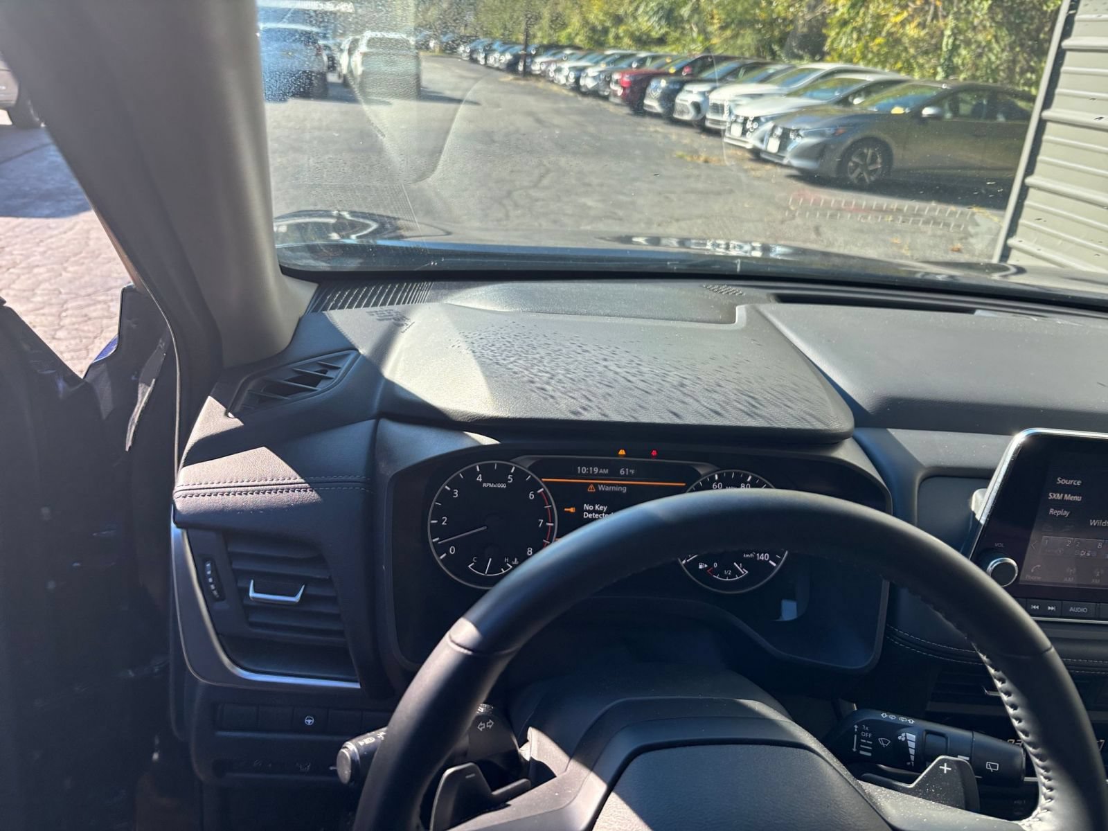 Used 2025 Nissan Rogue SV FWD image 33