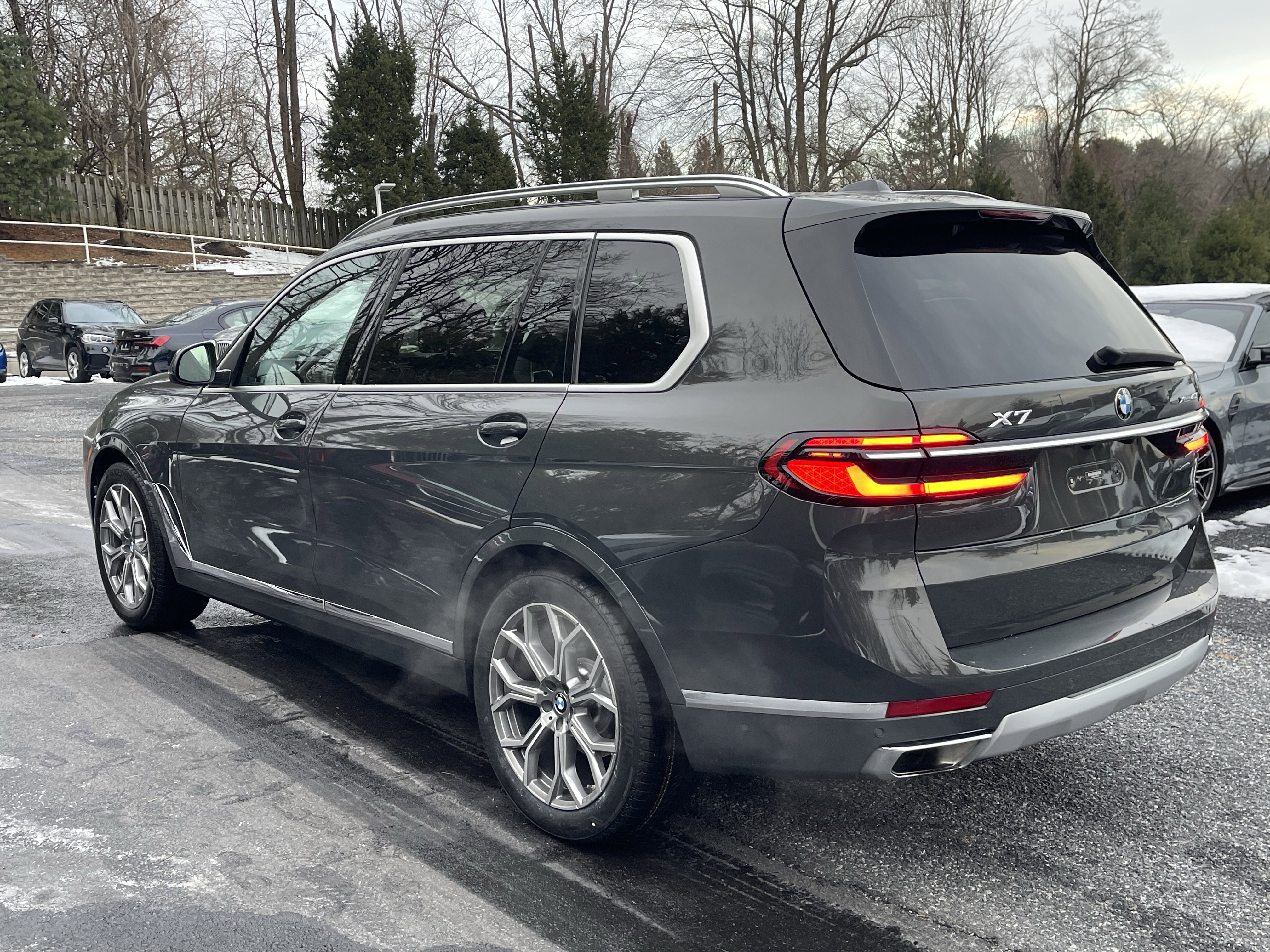 Certified 2023 BMW X7 xDrive40i w/ Executive Package image 5