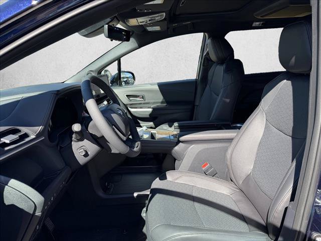New 2026 Toyota Sienna Platinum AWD/4WD image 11