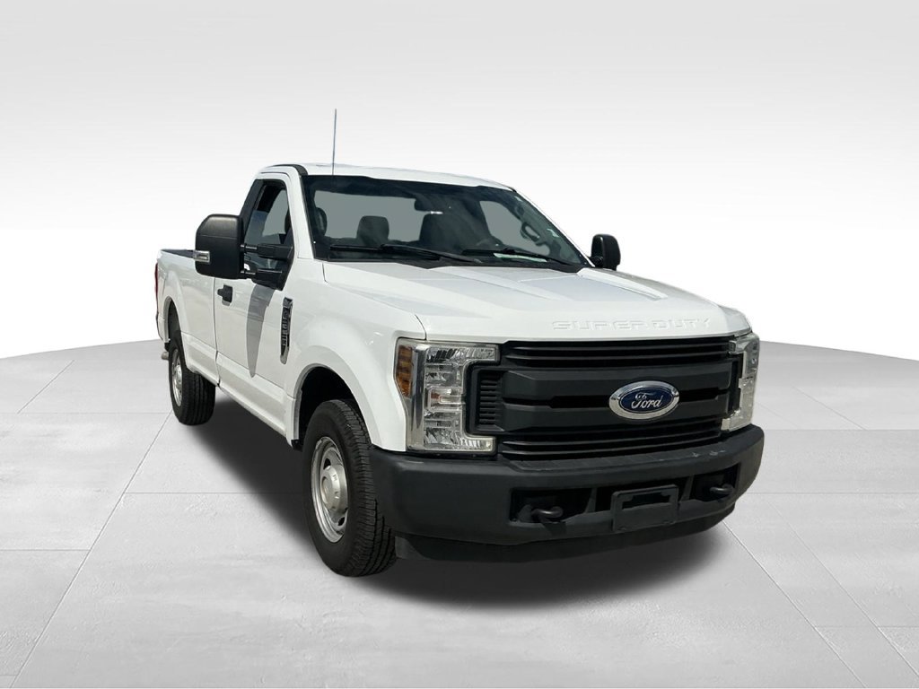 Used 2018 Ford F250 XL w/ Power Equipment Group RWD image 8