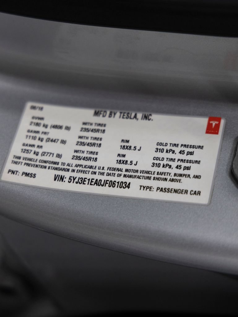 Used 2018 Tesla Model 3 Mid Range RWD image 27