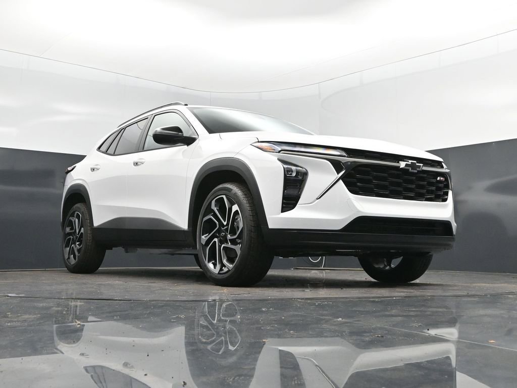 New 2026 Chevrolet Trax RS w/ Sunroof Package FWD image 46