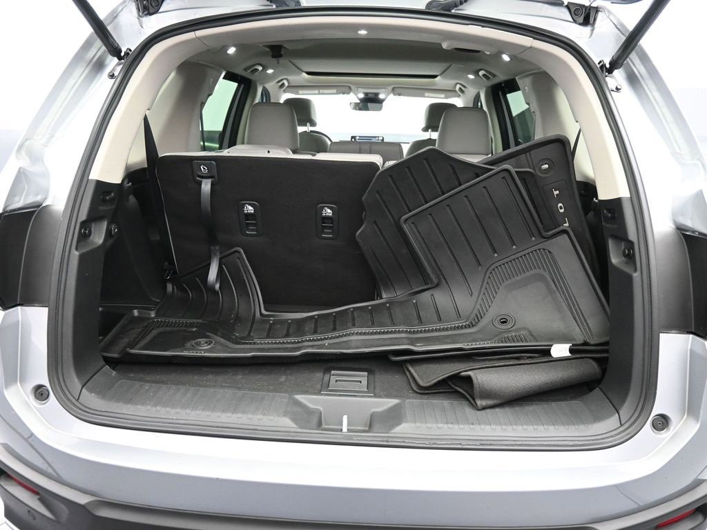 Used 2023 Honda Pilot Touring image 23