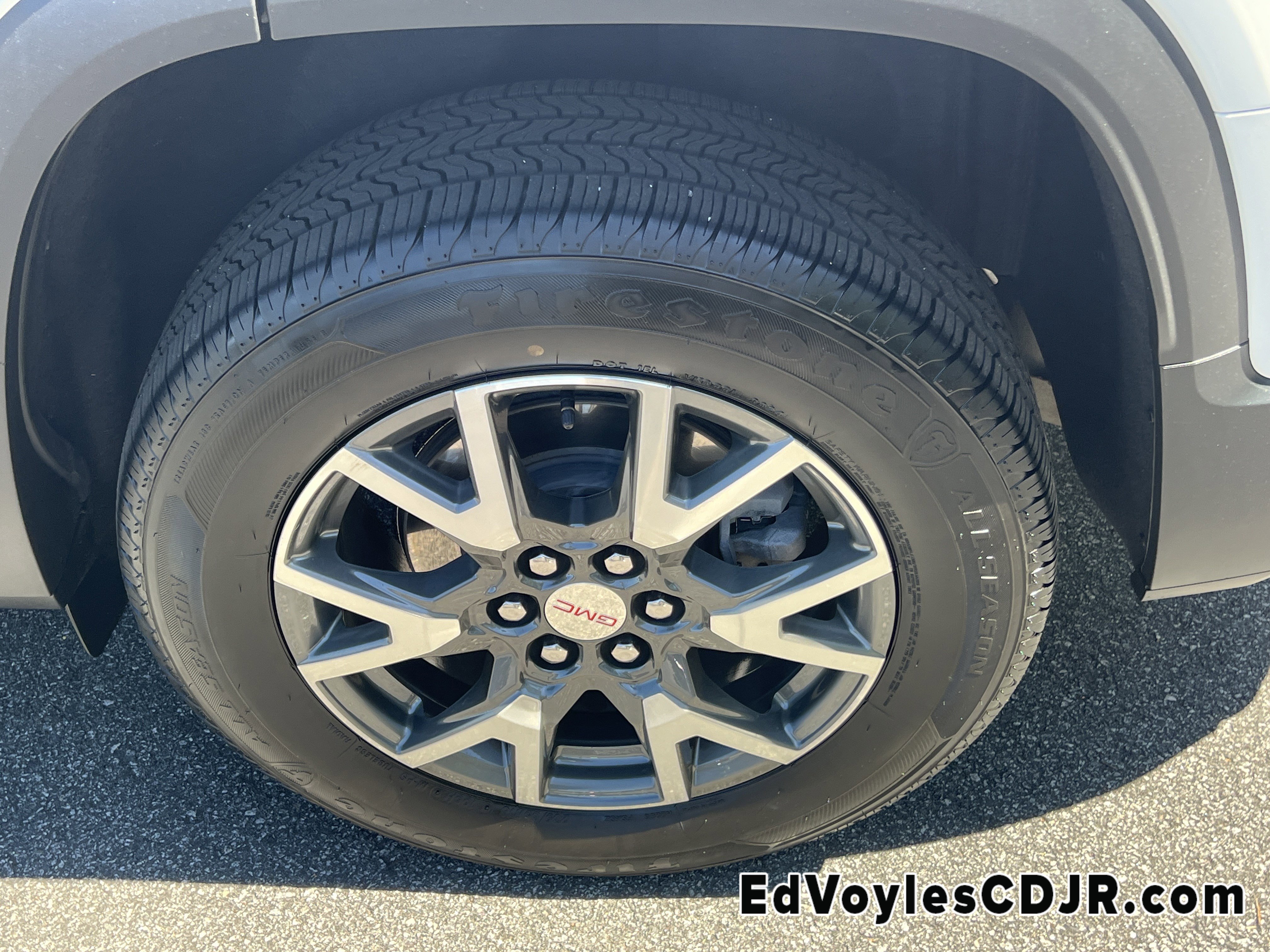 Used 2022 GMC Acadia SLE w/ Driver Convenience Package image 26