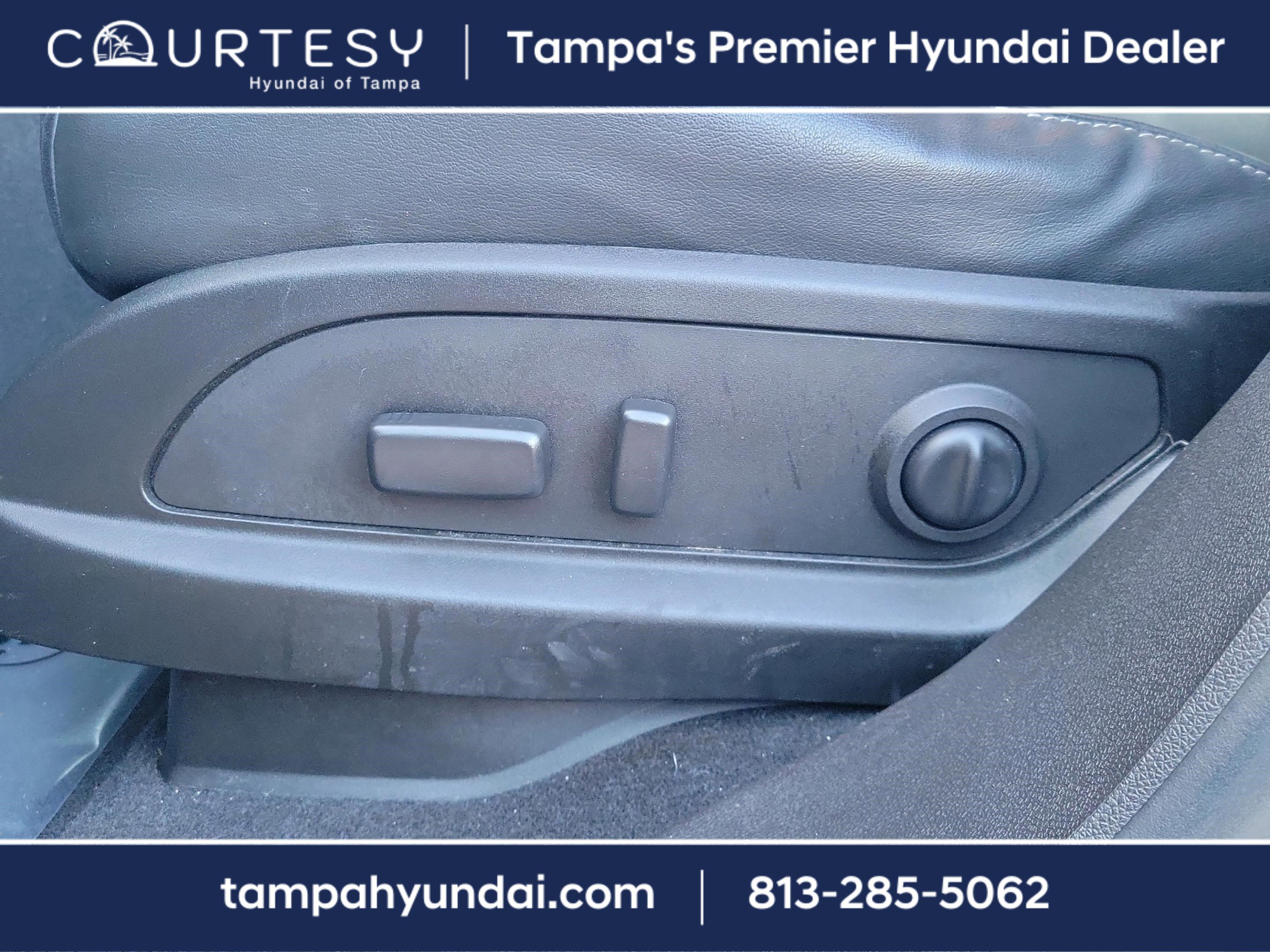 Used 2017 Buick Enclave Premium w/ Experience Buick Package image 22