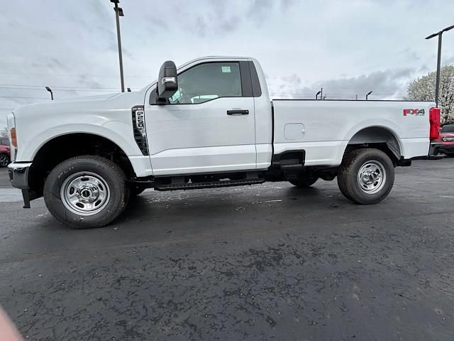New 2025 Ford F250 XL w/ FX4 Off-Road Package image 4