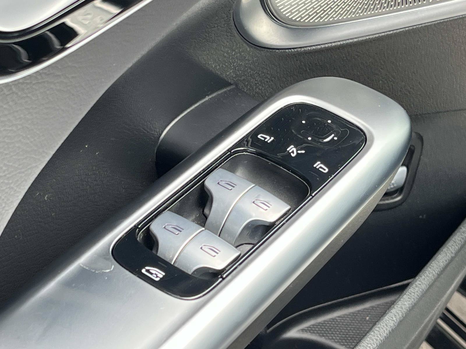 Certified 2024 Mercedes-Benz C 300 Sedan image 24