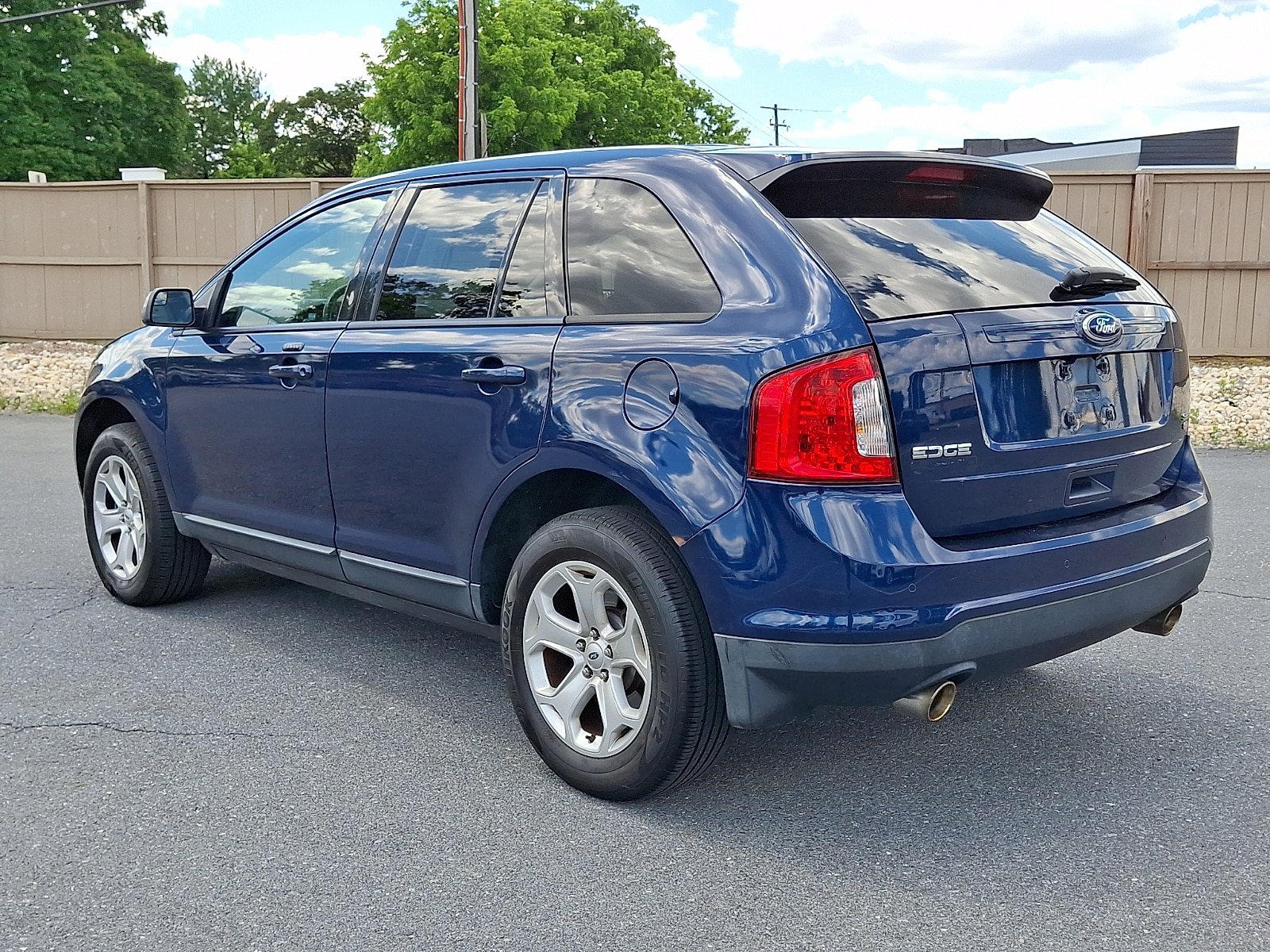 Used 2012 Ford Edge SEL AWD/4WD image 8