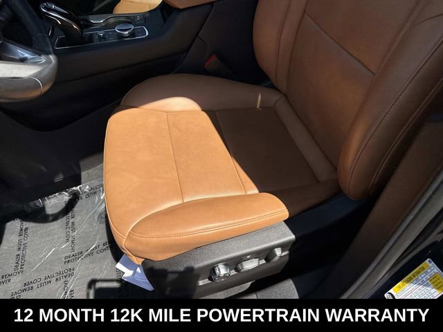 Used 2021 Cadillac XT4 Premium Luxury AWD/4WD image 12