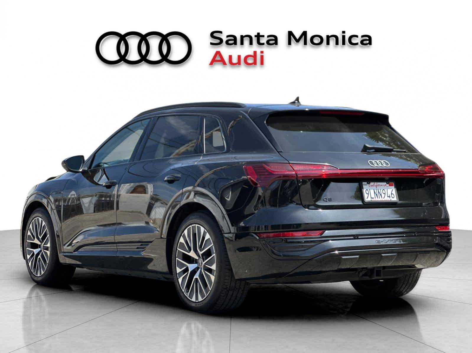Used 2024 Audi Q8 e-tron Prestige w/ Prestige Package image 6