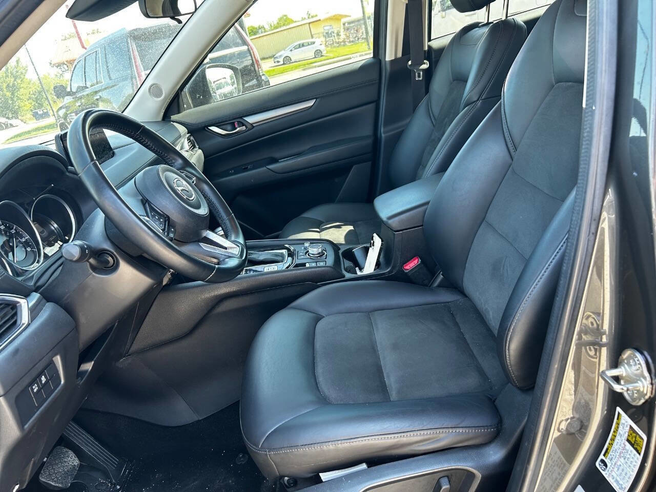 Used 2020 MAZDA CX-5 Touring image 10