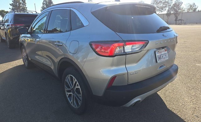 Used 2021 Ford Escape SEL image 2