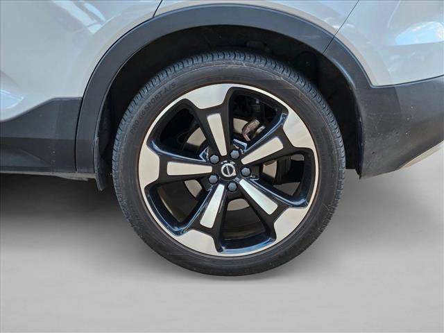 Used 2020 Volvo XC40 T5 Momentum AWD/4WD image 21