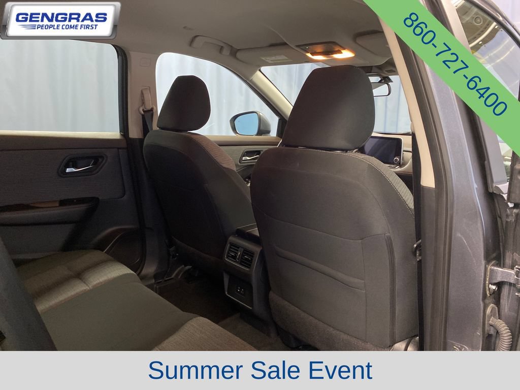 Used 2023 Nissan Rogue SV AWD/4WD image 37