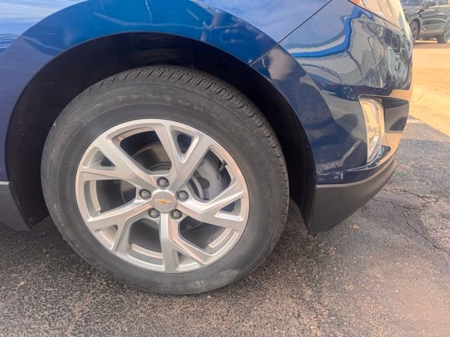 Used 2020 Chevrolet Equinox LT FWD image 14