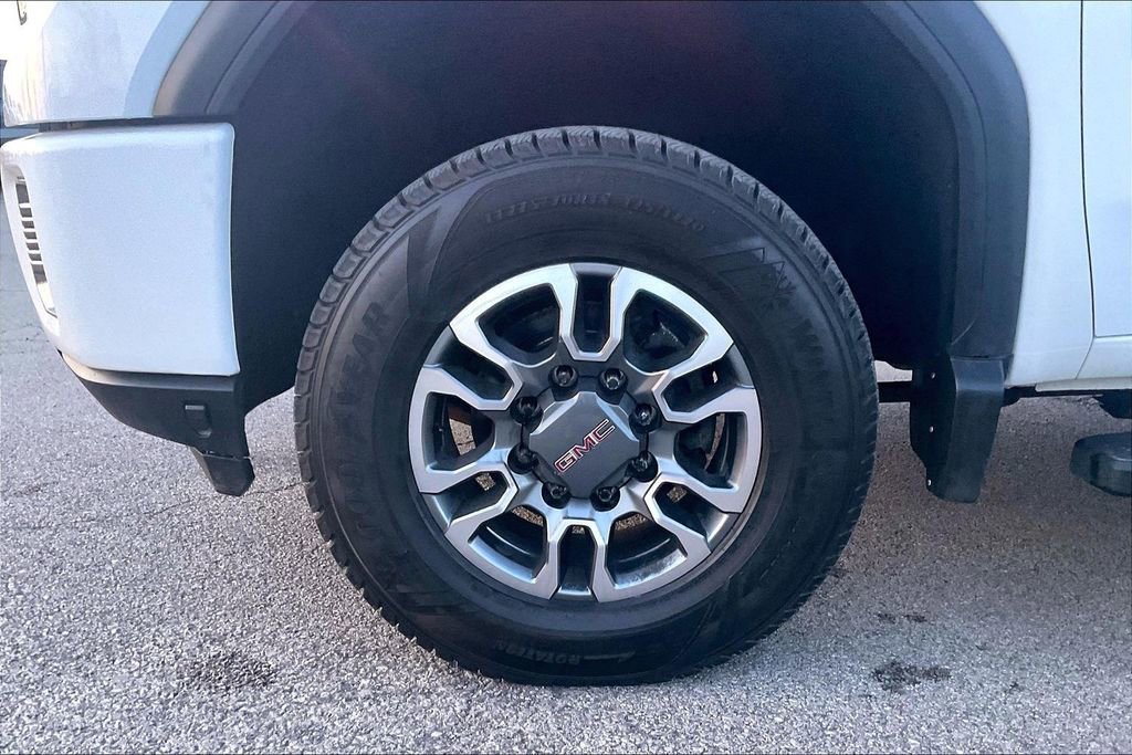 Used 2023 GMC Sierra 2500 AT4 w/ Gooseneck/5TH Wheel Package AWD/4WD image 8