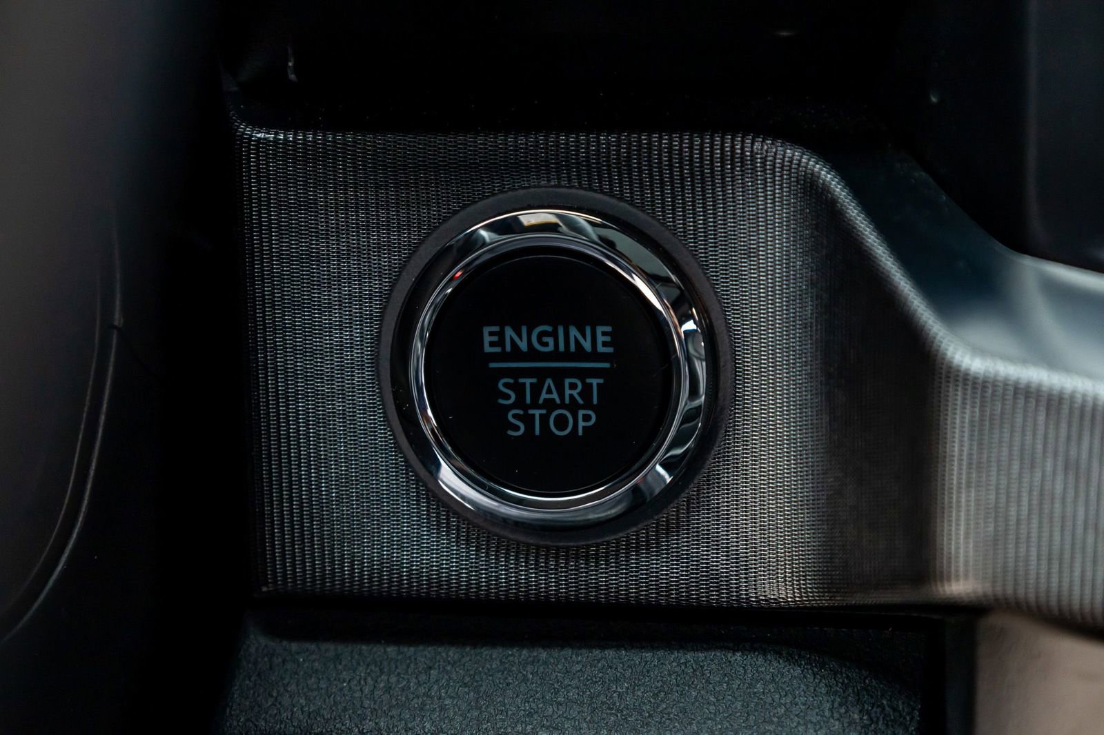 Used 2025 Ford F250 Platinum w/ Tremor Off-Road Package image 24