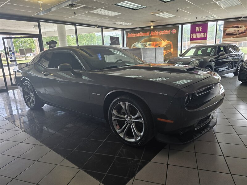 Used 2021 Dodge Challenger R/T RWD image 3