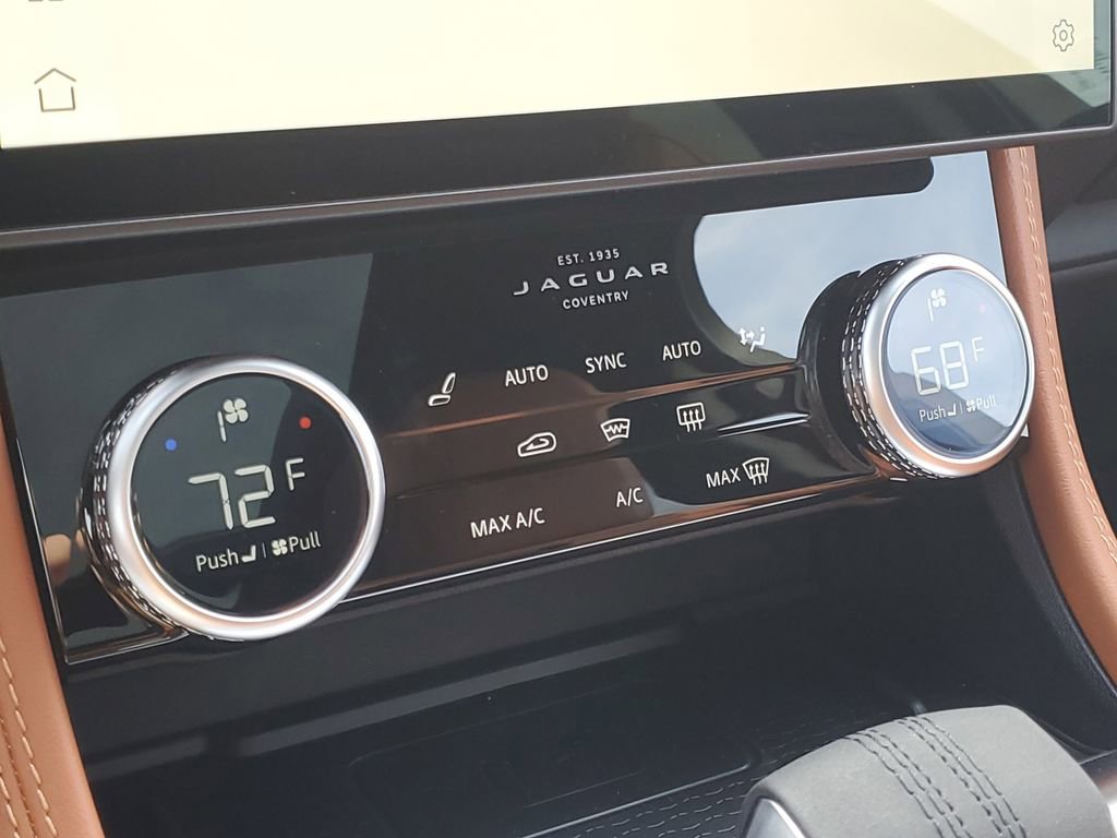 New 2026 Jaguar F-PACE R-Dynamic S image 24