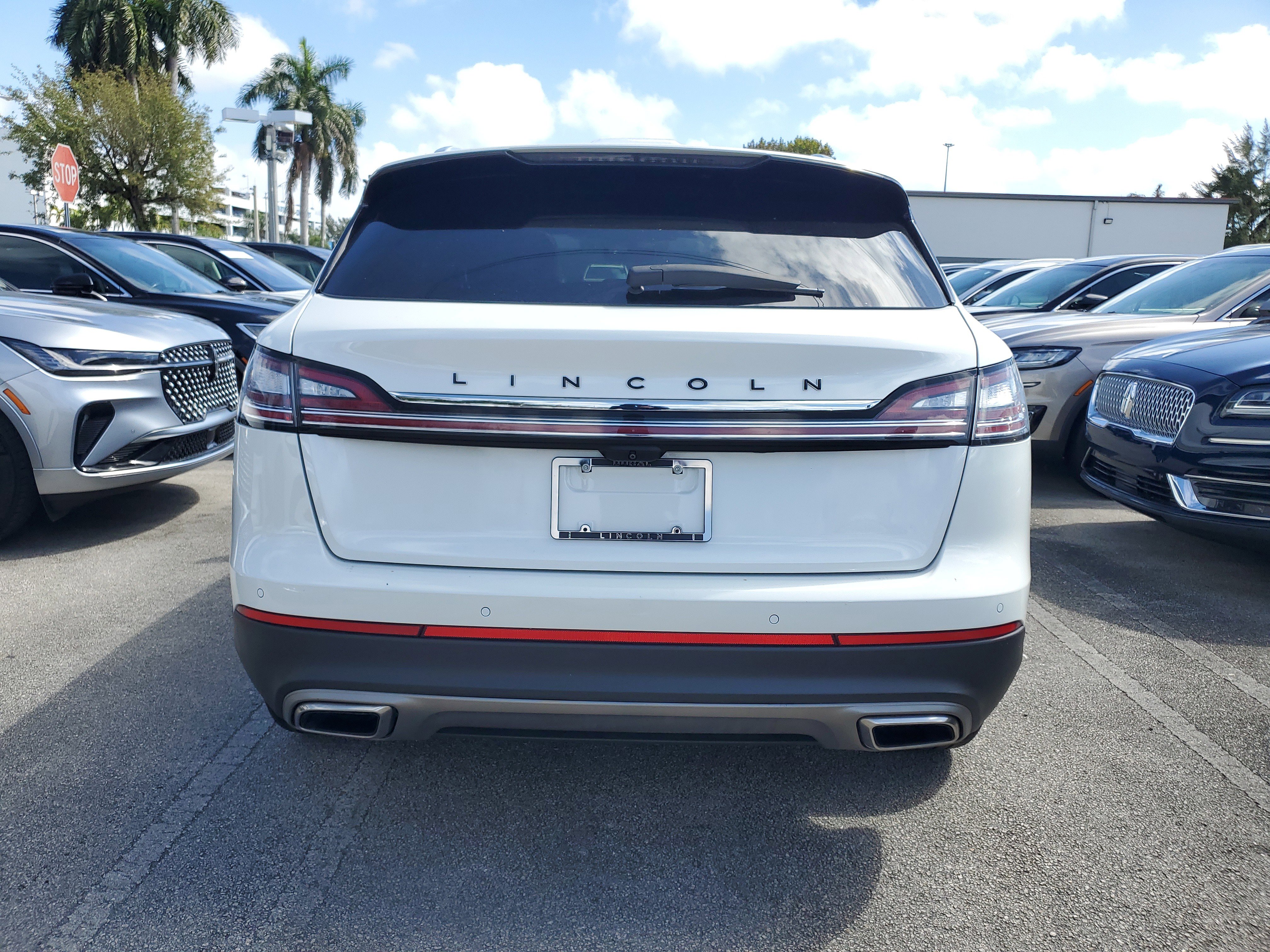 Certified 2023 Lincoln Nautilus Black Label image 5