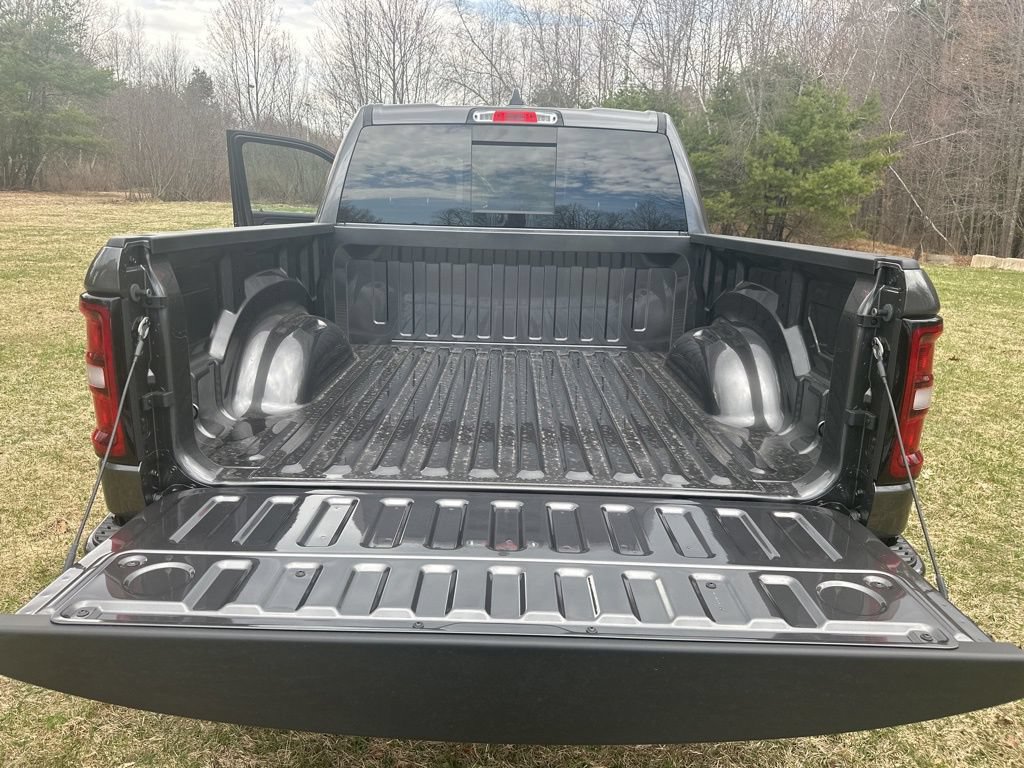 New 2026 RAM 1500 Express AWD/4WD image 25