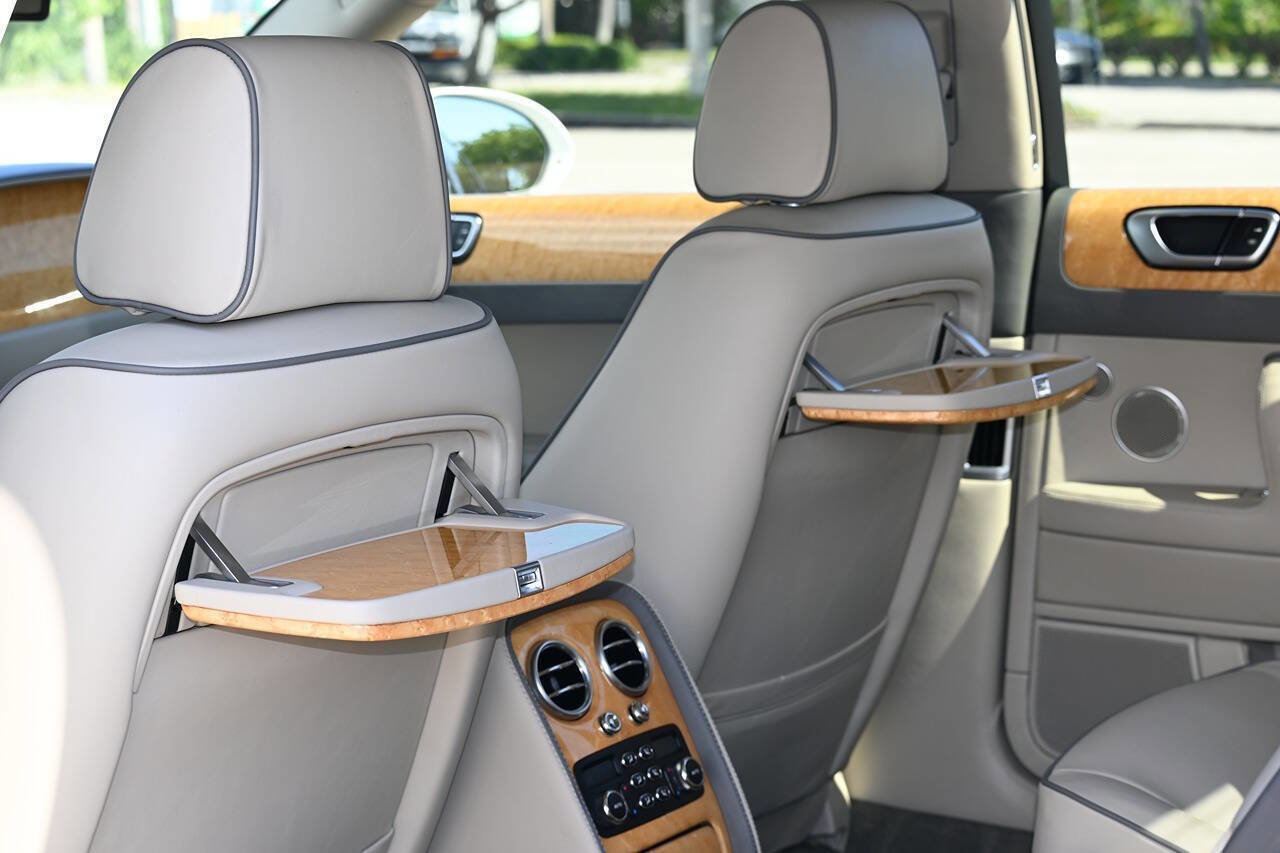 Used 2012 Bentley Flying Spur Flying Spur image 24