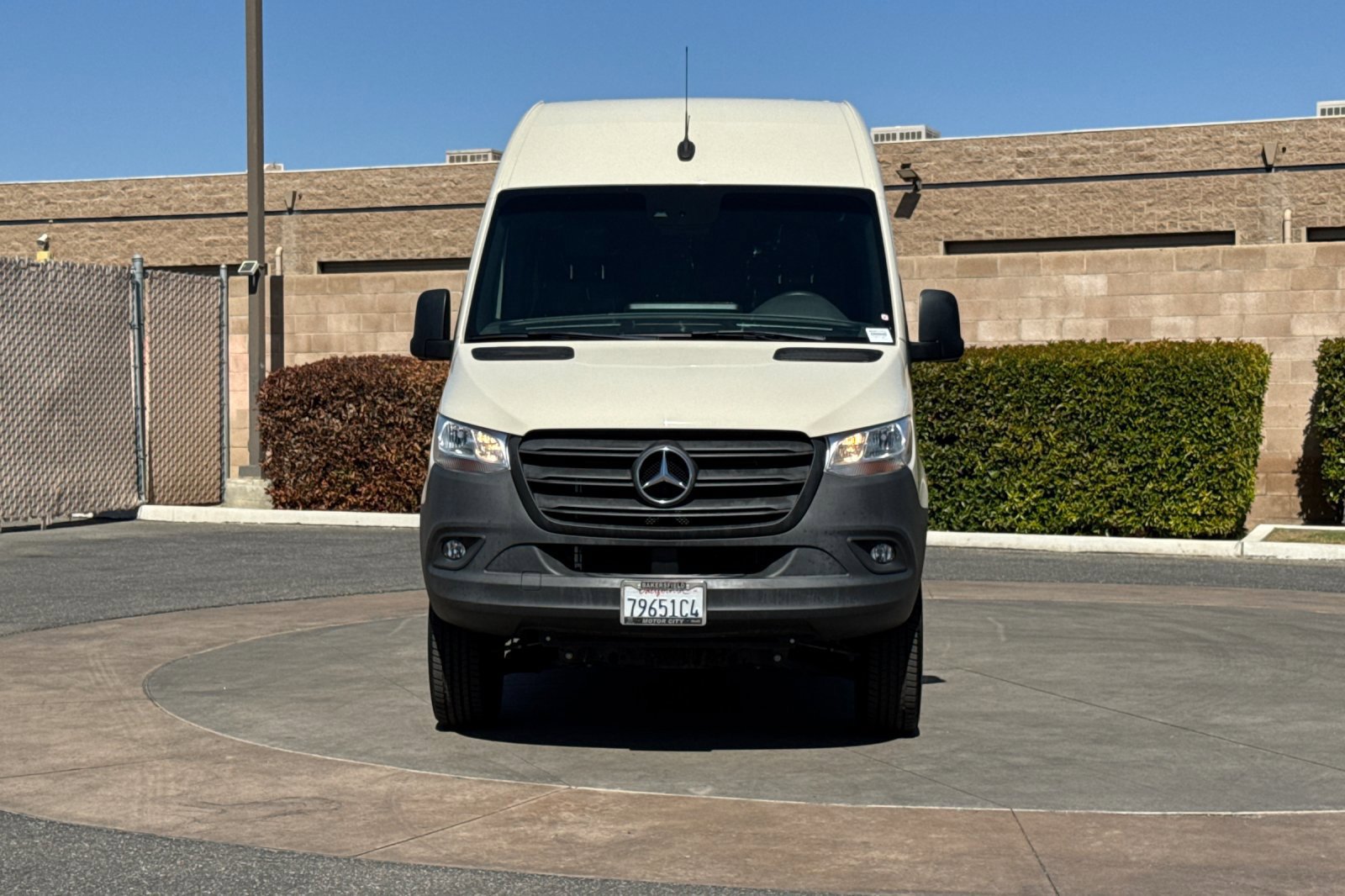 Used 2024 Mercedes-Benz Sprinter 2500 image 9
