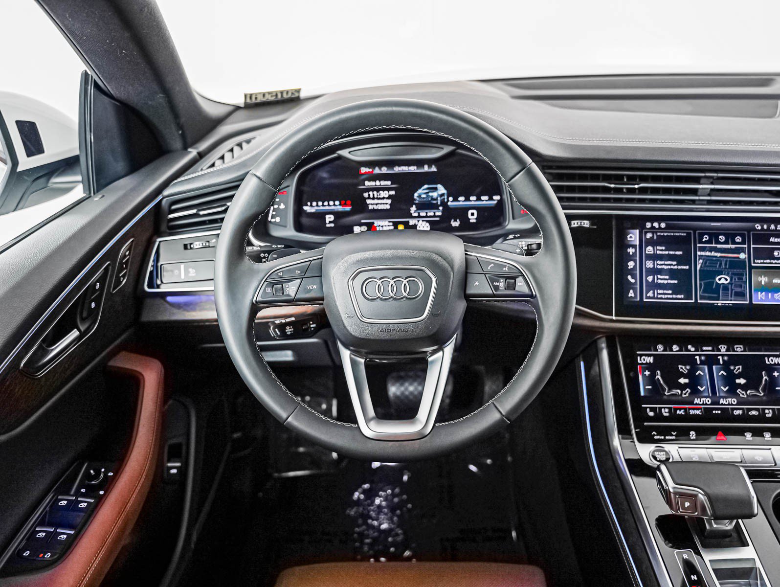 Certified 2025 Audi Q8 Prestige AWD/4WD image 11