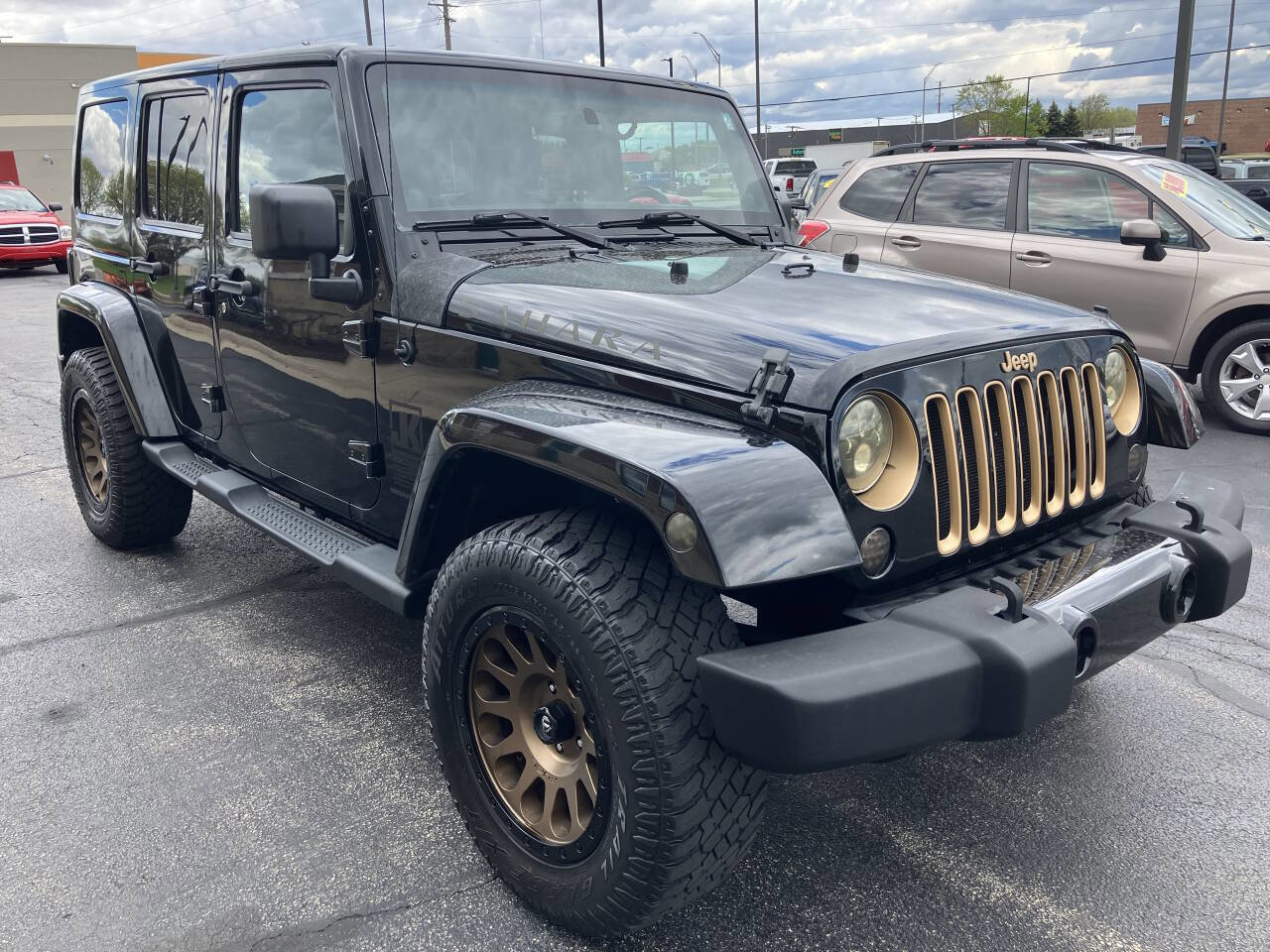 Used 2014 Jeep Wrangler Unlimited Sahara AWD/4WD image 2