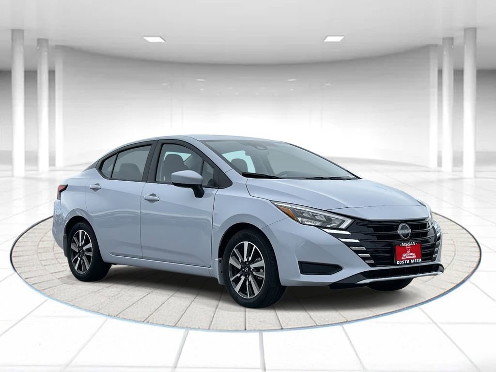 Used 2025 Nissan Versa SV w/ Trunk Package image 5