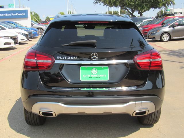 Used 2020 Mercedes-Benz GLA 250 w/ Premium Package image 9