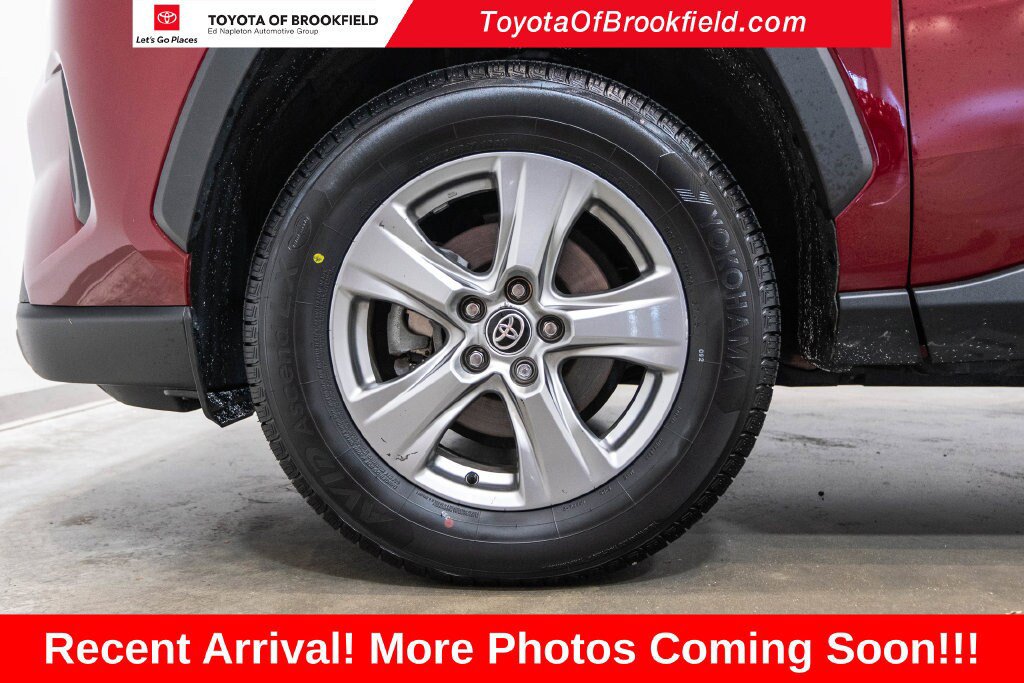 Certified 2024 Toyota RAV4 XLE w/ Convenience Package AWD/4WD image 9