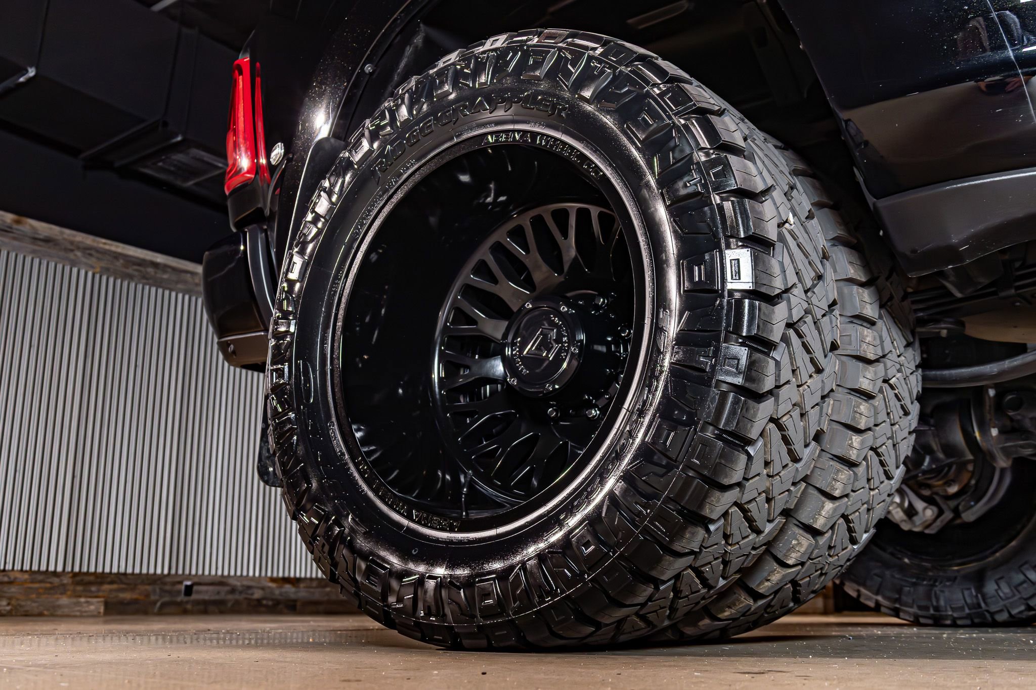 Used 2025 RAM 3500 Laramie image 16