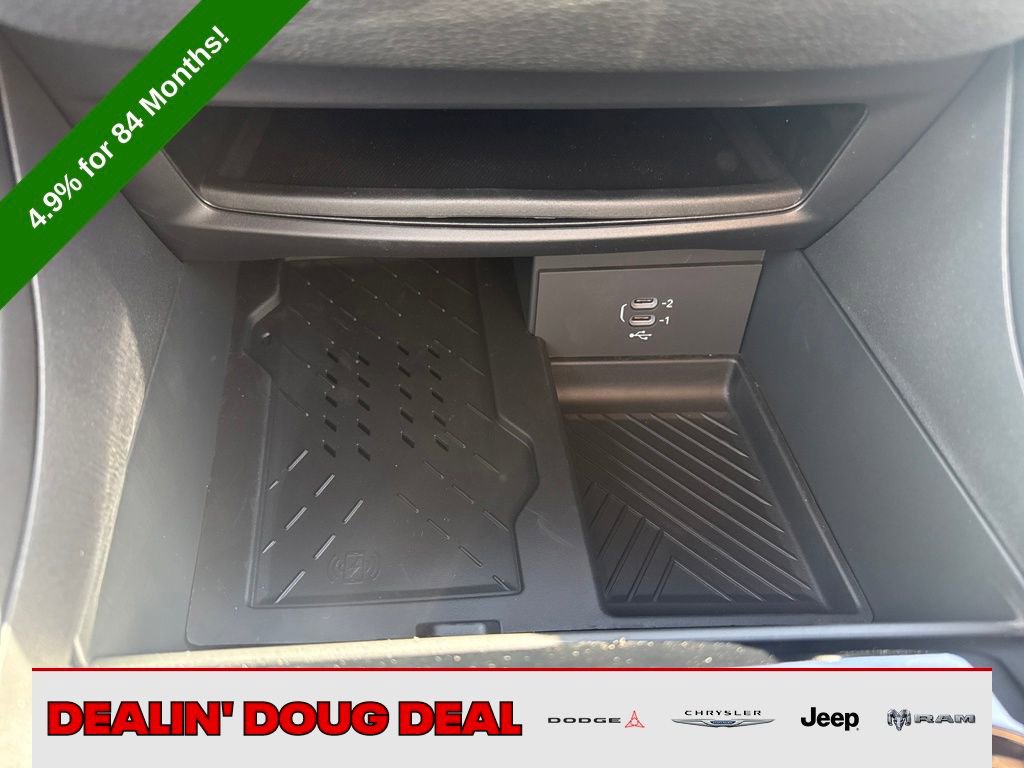 New 2026 Chrysler Pacifica Limited image 21