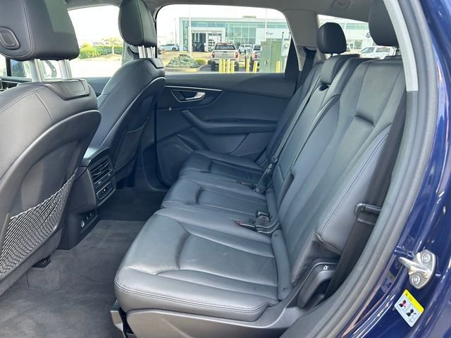 Used 2022 Audi Q7 3.0T Premium AWD/4WD image 24