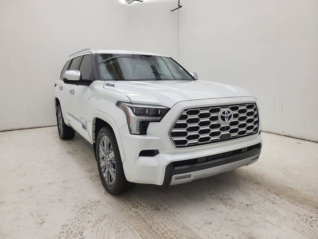 Used 2024 Toyota Sequoia Capstone image 25