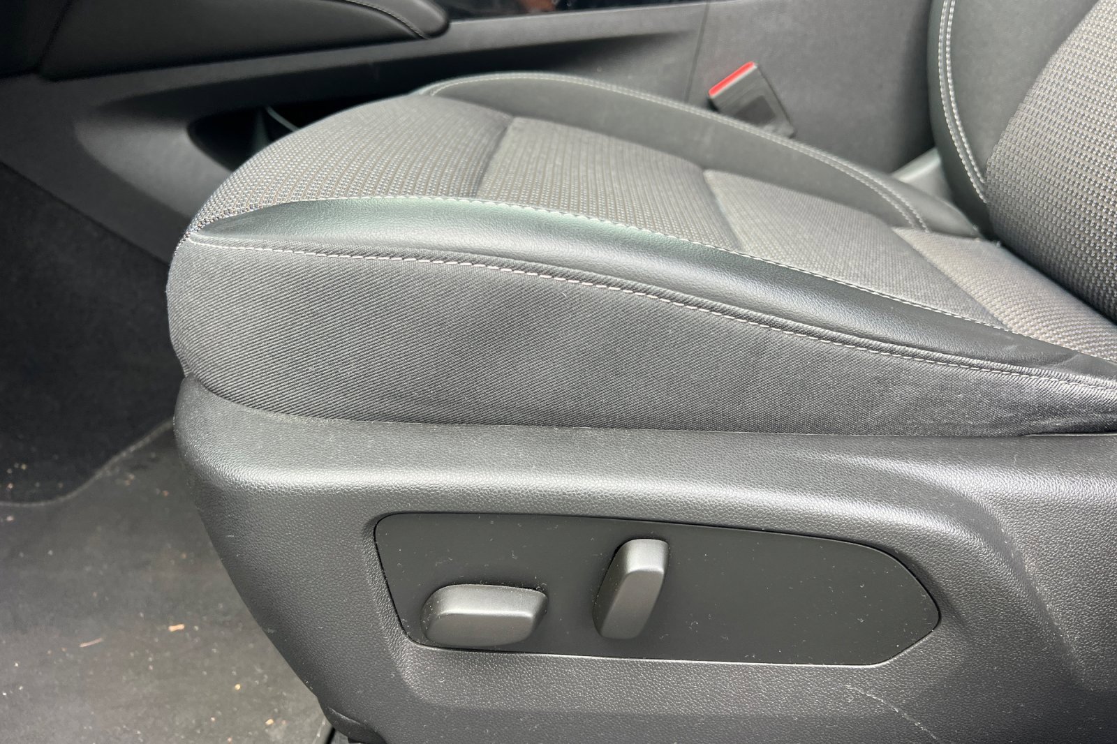 Used 2022 Buick Envision Preferred image 13