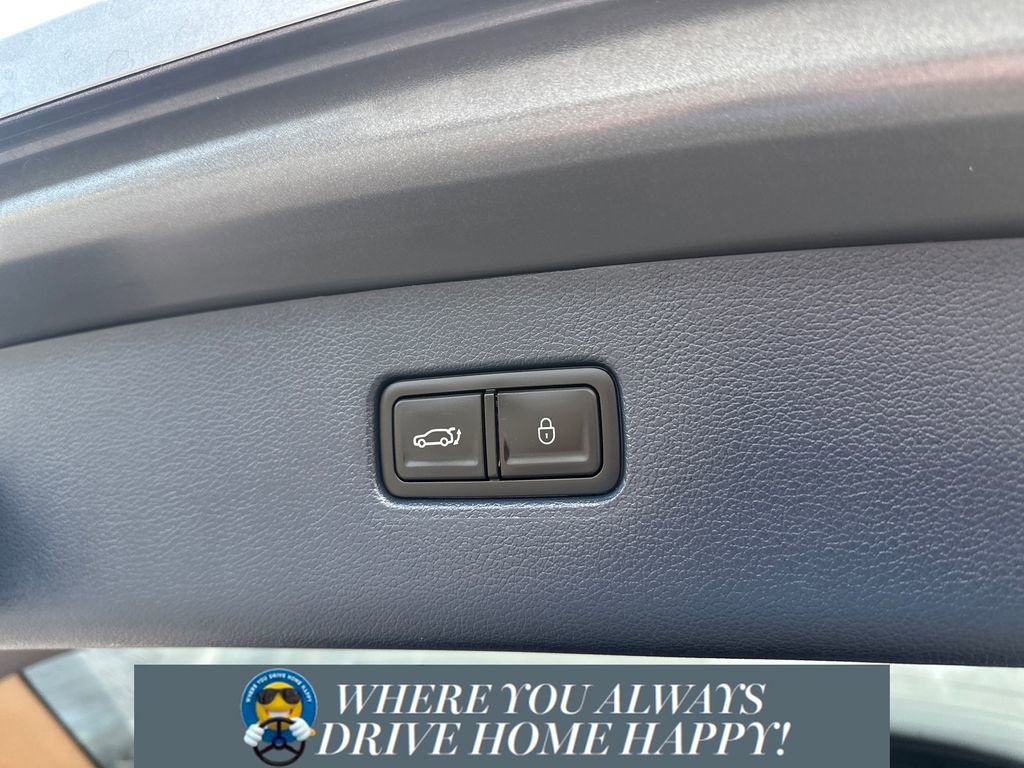 Used 2023 Genesis GV80 2.5T w/ Prestige 20" Package image 29