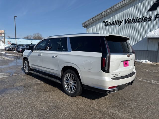 Used 2021 Cadillac Escalade ESV Premium Luxury w/ Driver Assist Tech Package image 9