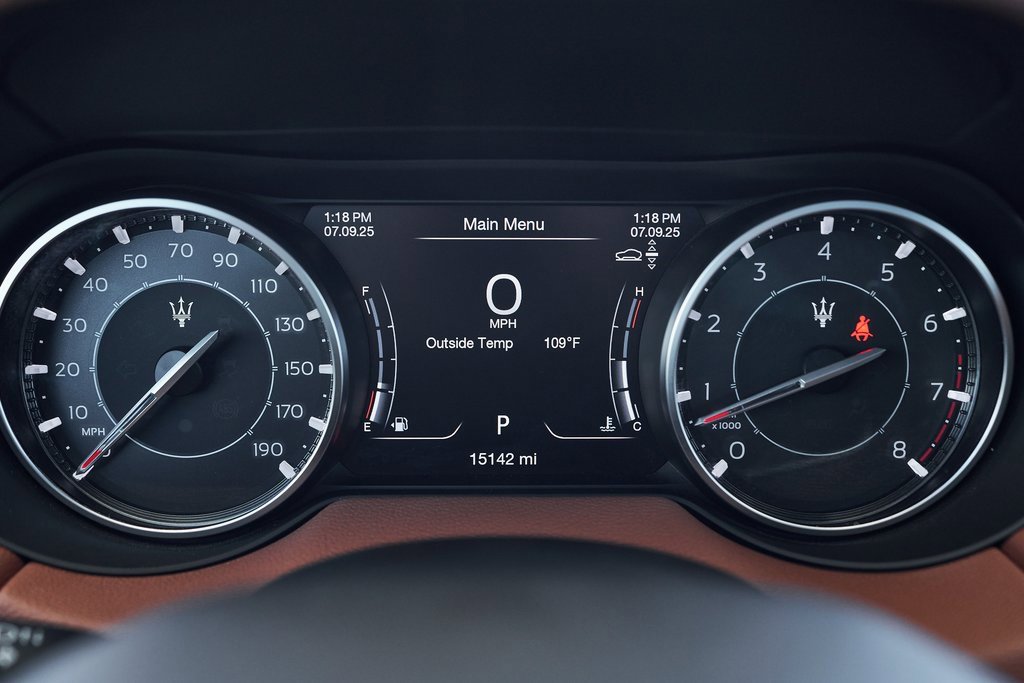 Used 2022 Maserati Levante Modena image 42