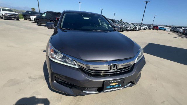 Used 2017 Honda Accord EX-L image 3