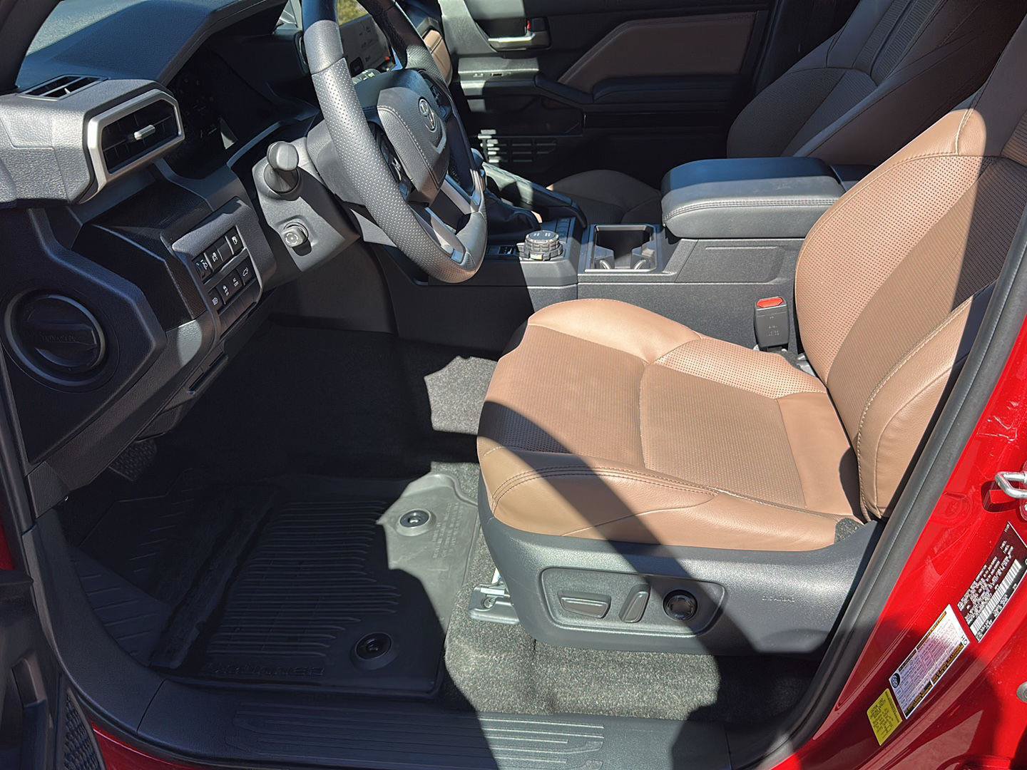 Used 2026 Toyota 4Runner Limited AWD/4WD image 12