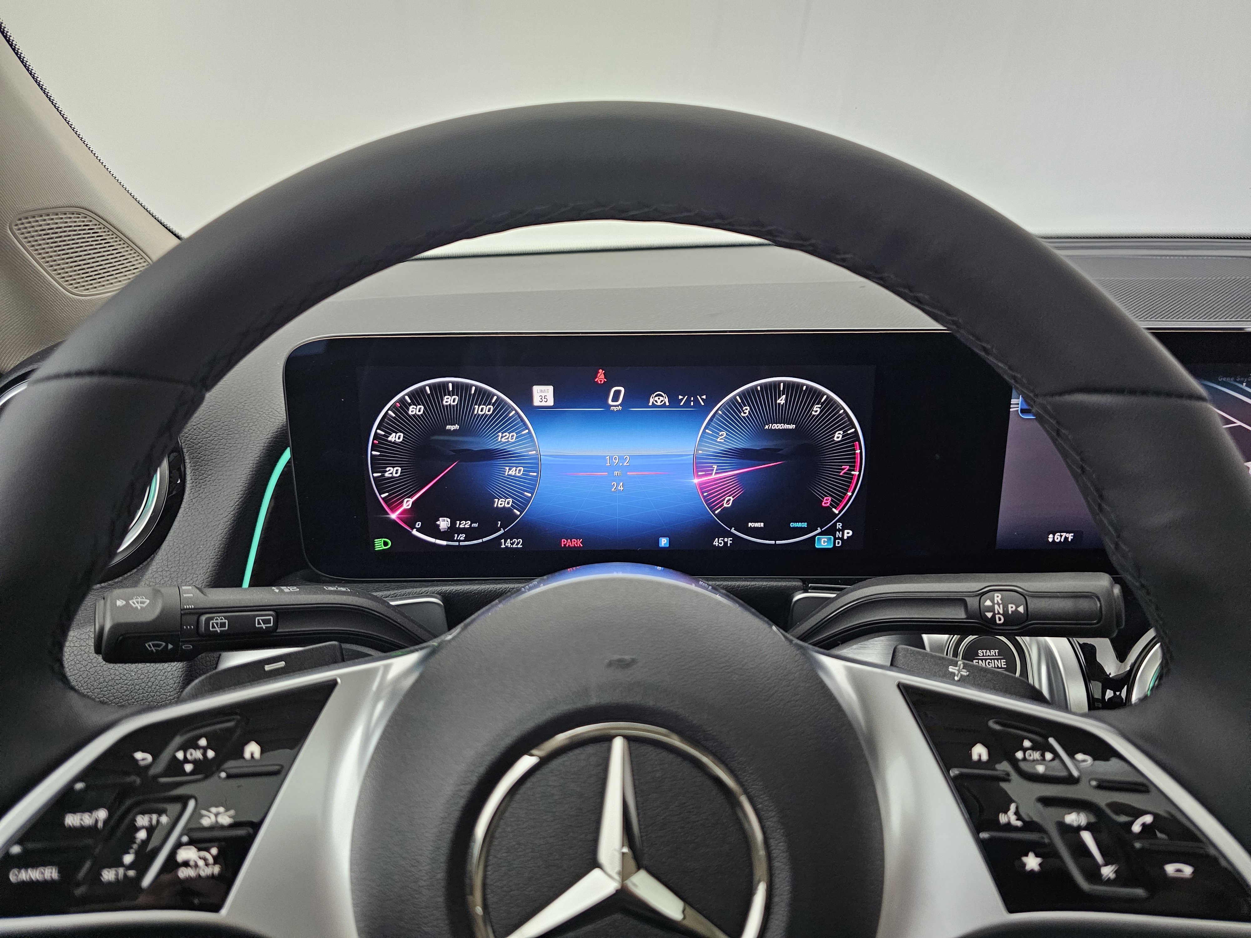 New 2026 Mercedes-Benz GLB 250 4MATIC image 37
